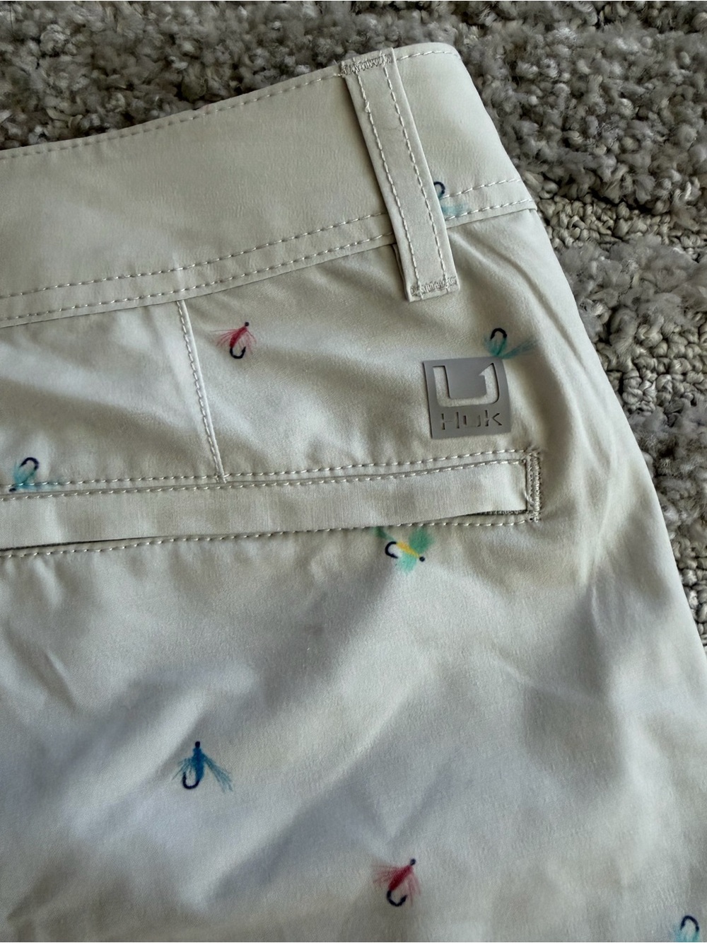 NWT Huk Men’s Size 30” Fishing Lure Shorts - Picture 7 of 7